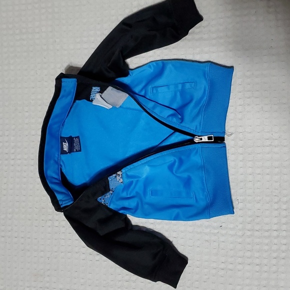 Nike toddler tracksuit size 12M - Picture 3 of 5